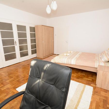 Apartments City Hall Belgrad Zimmer foto