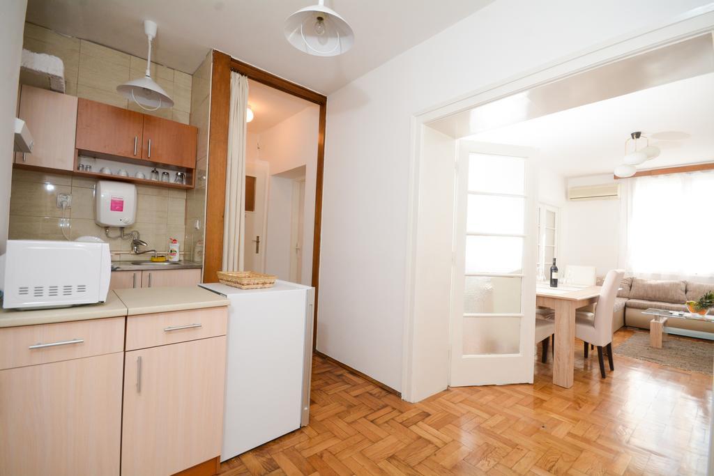 Apartments City Hall Belgrad Zimmer foto